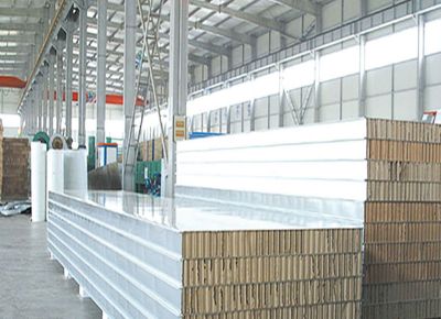 點擊查看詳細信息<br>標題：阻燃紙蜂窩潔凈板 閱讀次數：2093